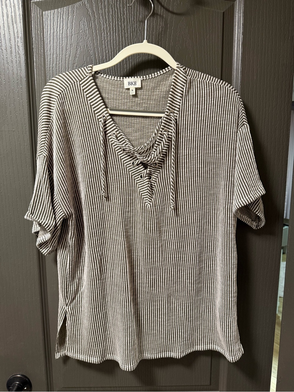 BKE Brown & White Striped Lace-Up V-Neck Short Sleeve Top